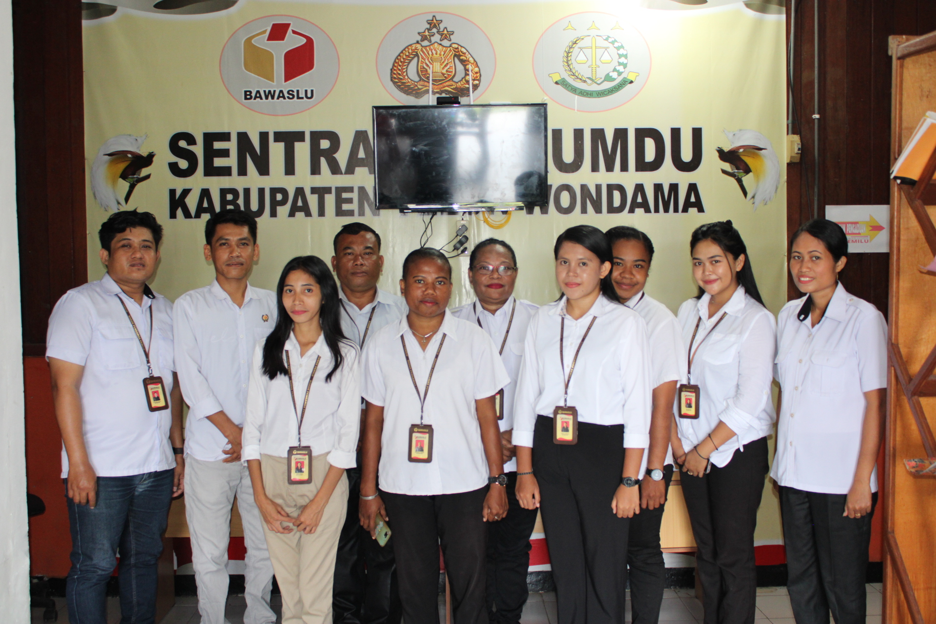 Hari Pertama menerima peserta untuk  calon anggota Panwaslu Kecamatan/Distrik untuk pemilu 2024 Se-Kabupaten Teluk Wondama