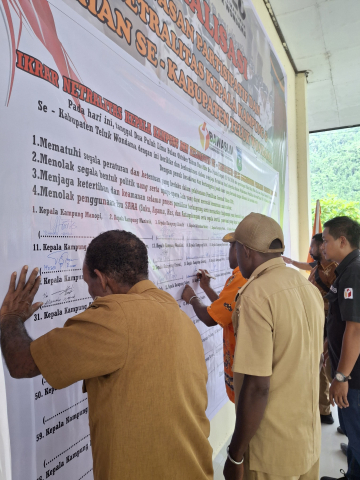 Penandatanganan Ikrar Netralitas Kepala Kampung dan Kelurahan